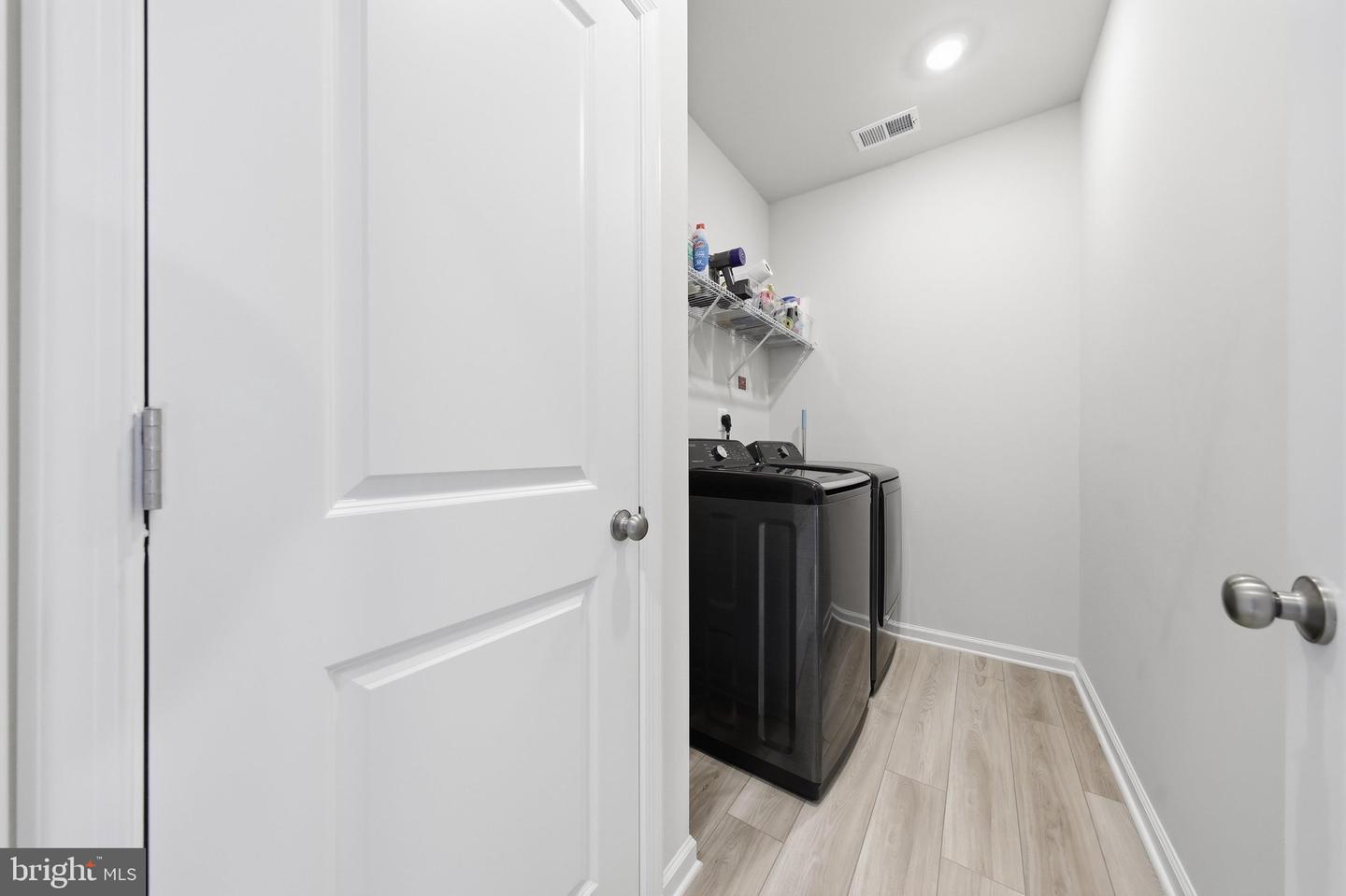 1289 Red Clover Ln Property Photo 41
