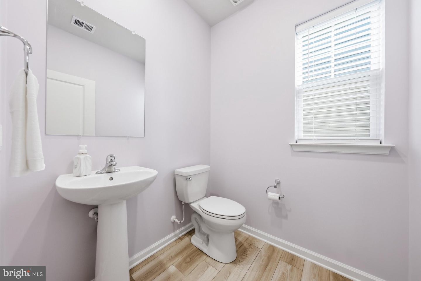 1289 Red Clover Ln Property Photo 52