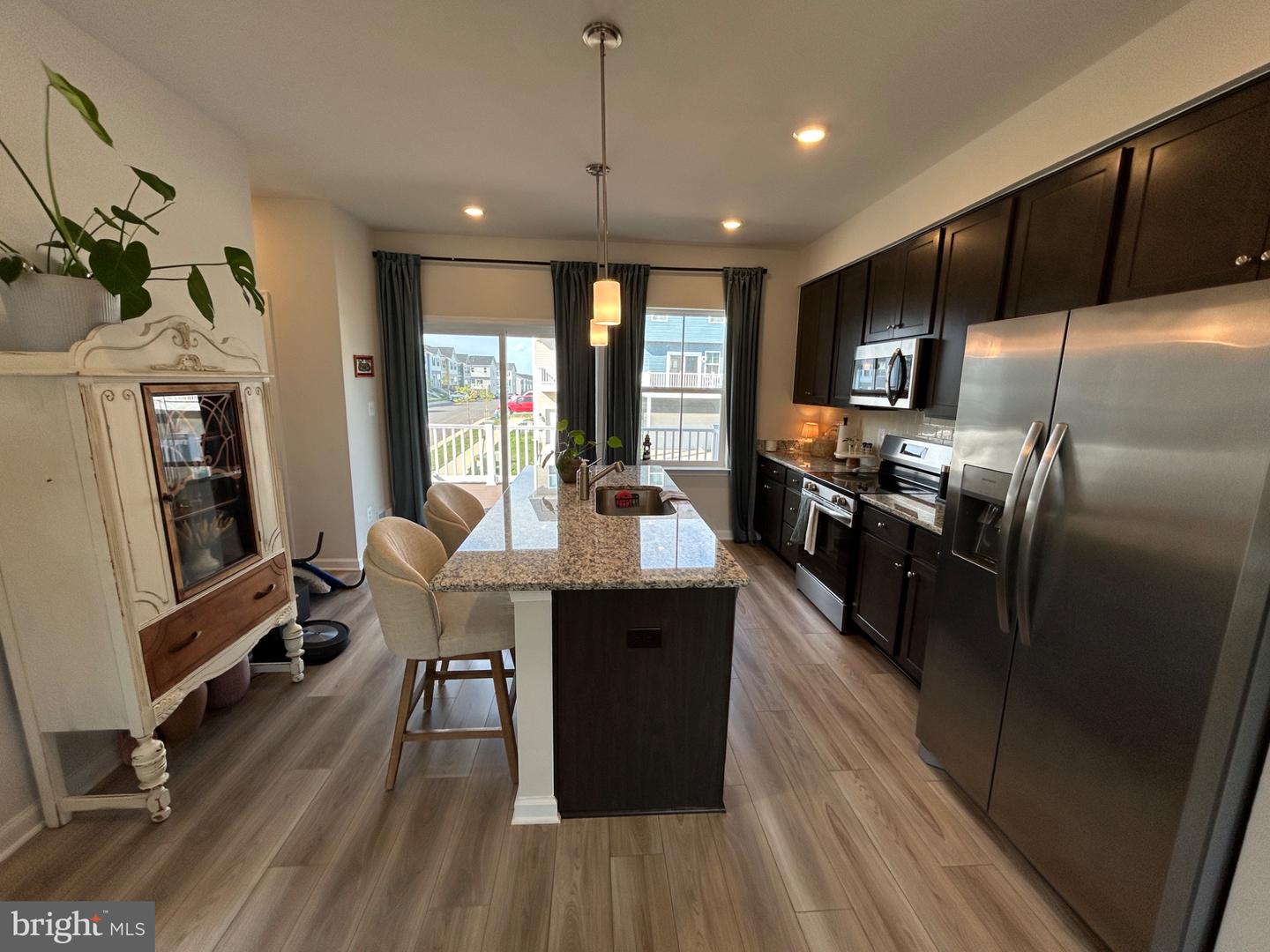 439 17th Property Photo 11