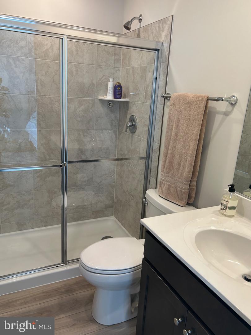 439 17th Property Photo 19
