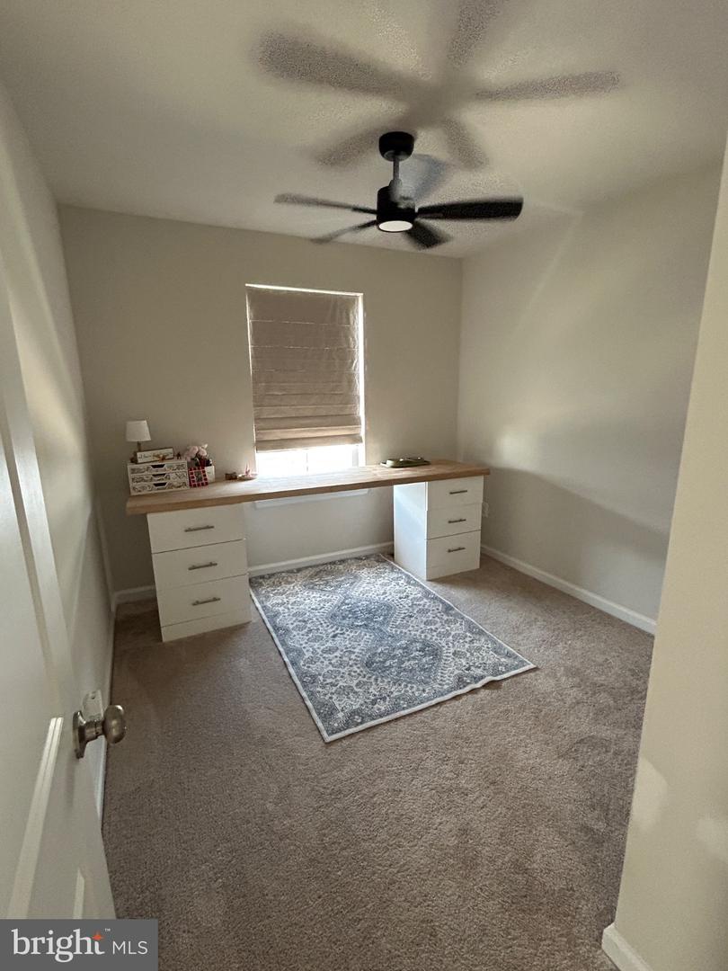 439 17th Property Photo 22
