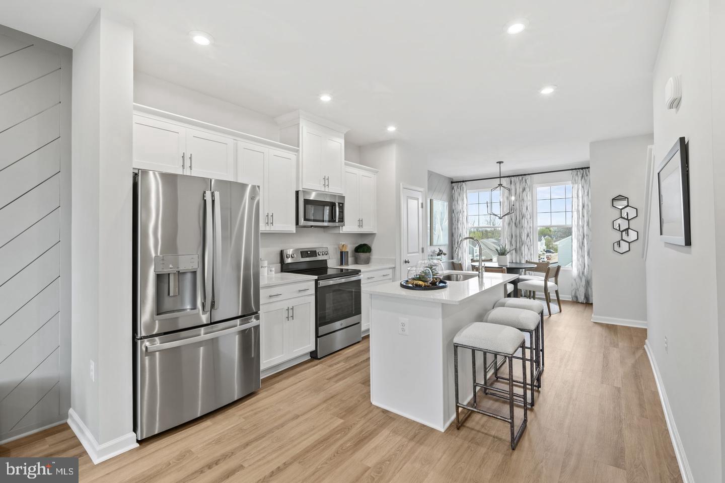 419 Anthem St #[393] Property Photo 12