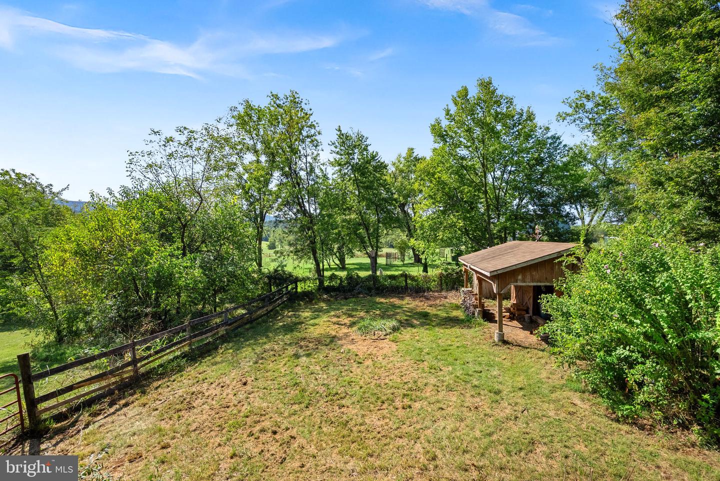 403 Windy Valley Ln Property Photo 45