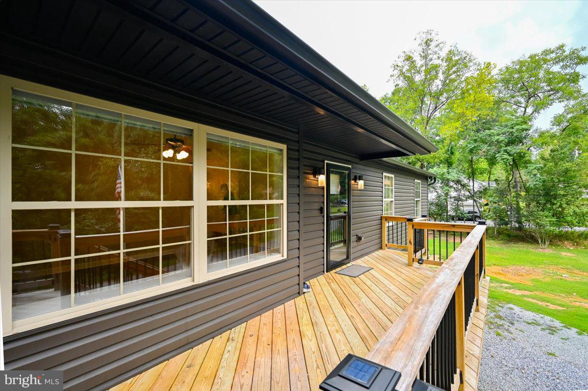 360 Foothill Ln Property Photo 14