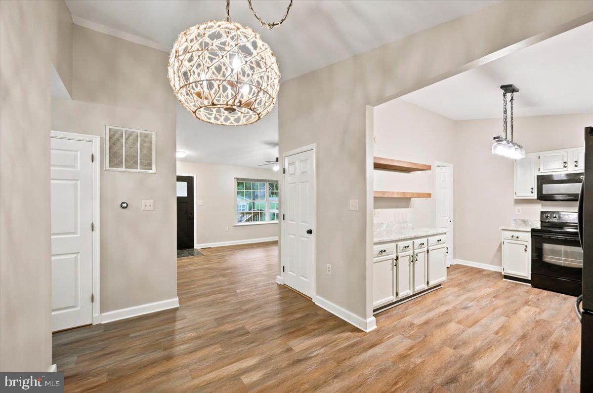 360 Foothill Ln Property Photo 20