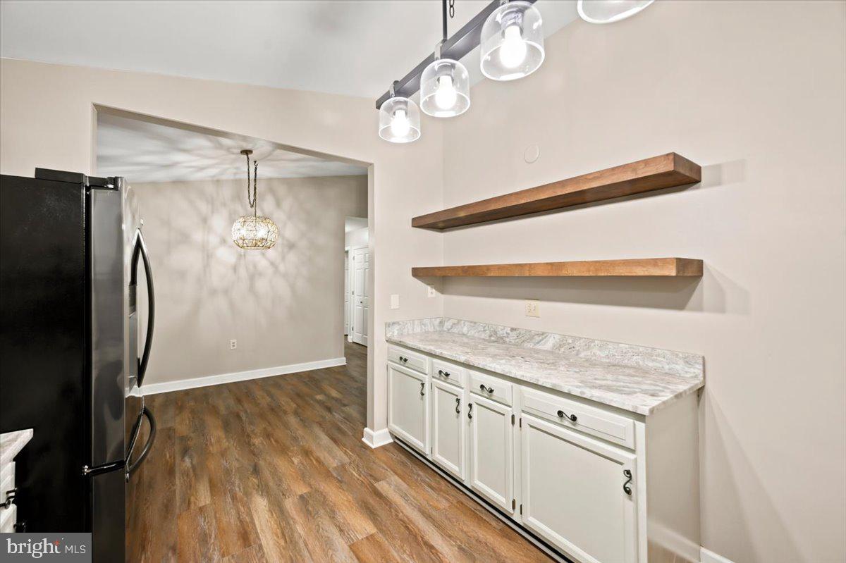 360 Foothill Ln Property Photo 22