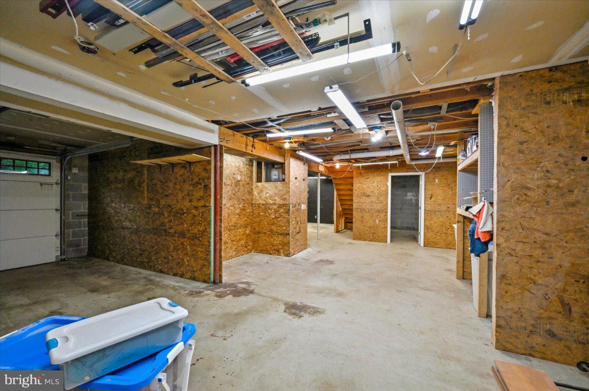 360 Foothill Ln Property Photo 36