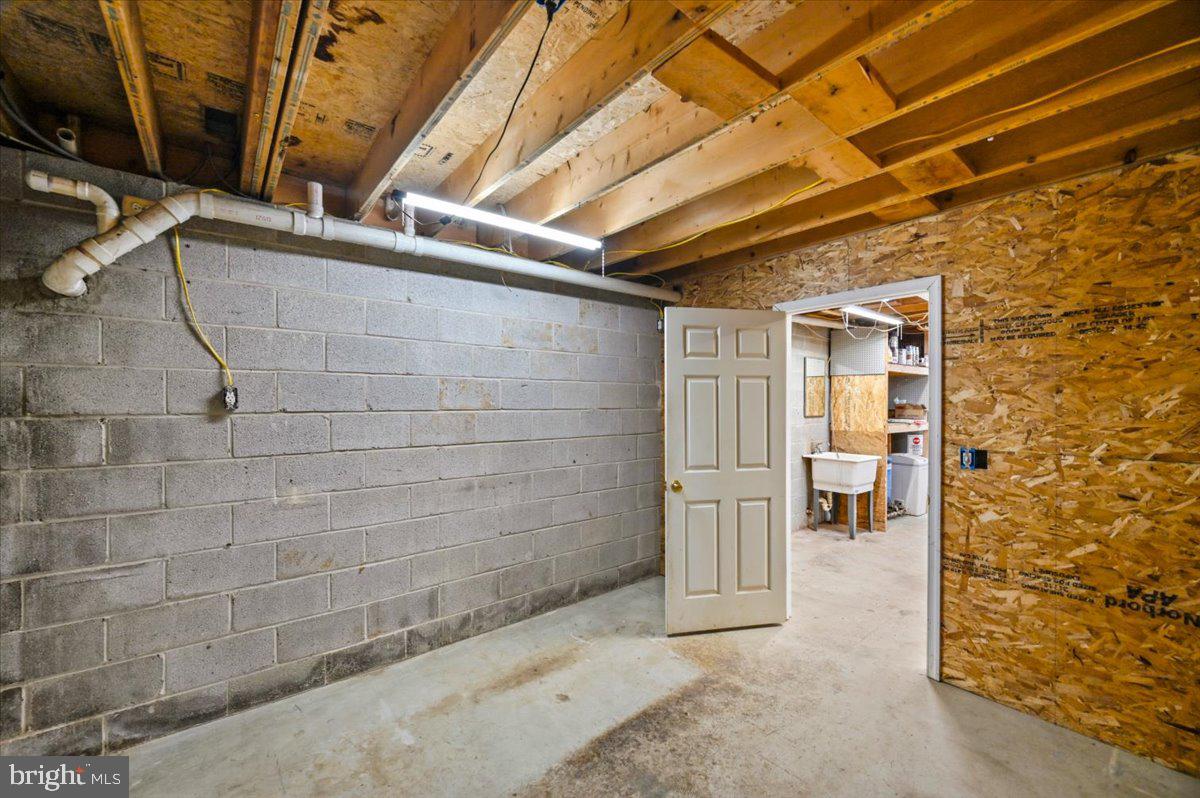 360 Foothill Ln Property Photo 38