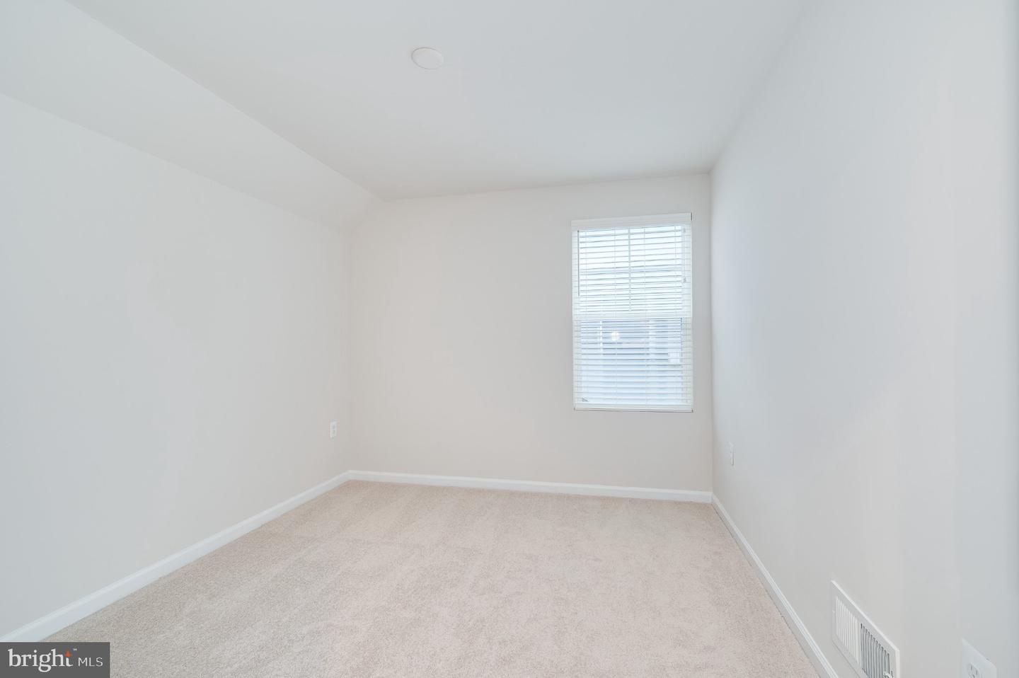 191 National St Property Photo 42