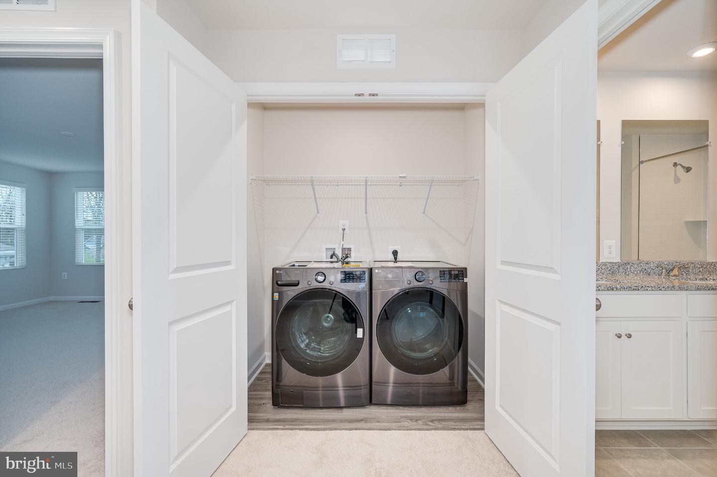191 National St Property Photo 52