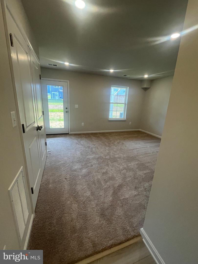 248 Telluride Way Property Photo 4
