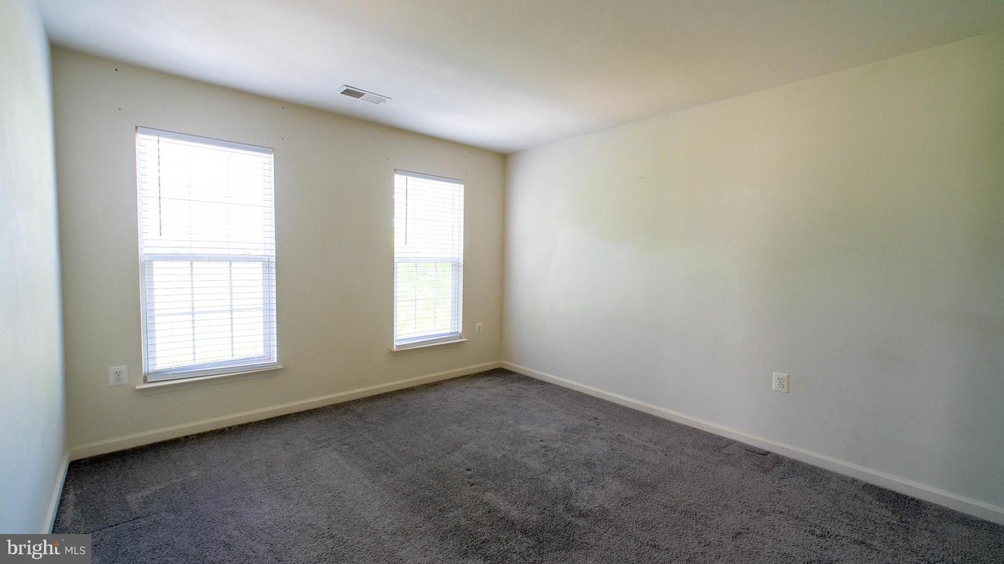 308 Braddock St Property Photo 26