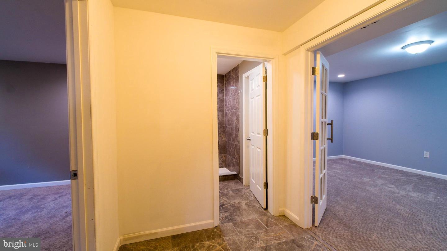 308 Braddock St Property Photo 31