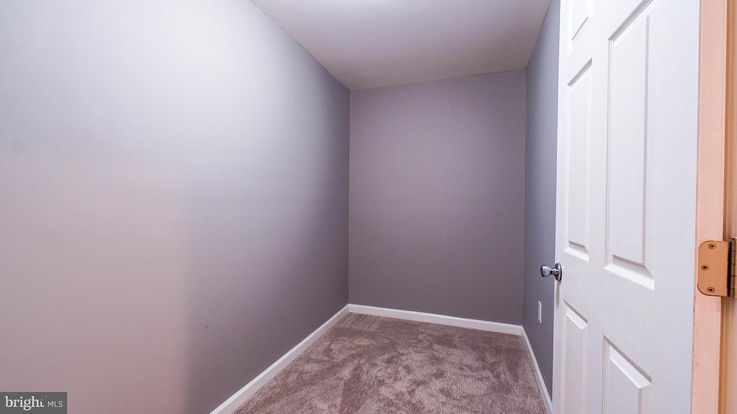 308 Braddock St Property Photo 34