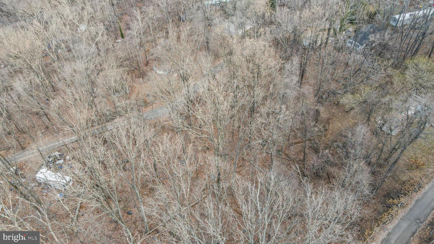 205-208 WOODPECKER LN Property Photo 1
