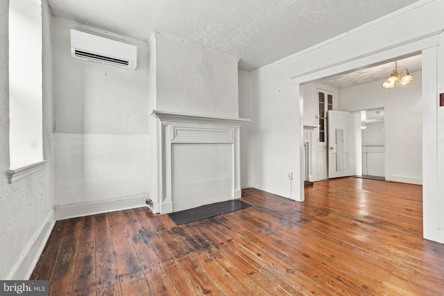 1245 W Washington St #a Property Photo 12