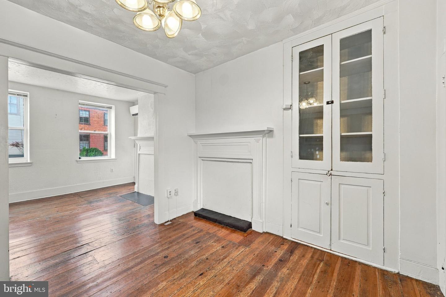 1245 W Washington St #a Property Photo 15