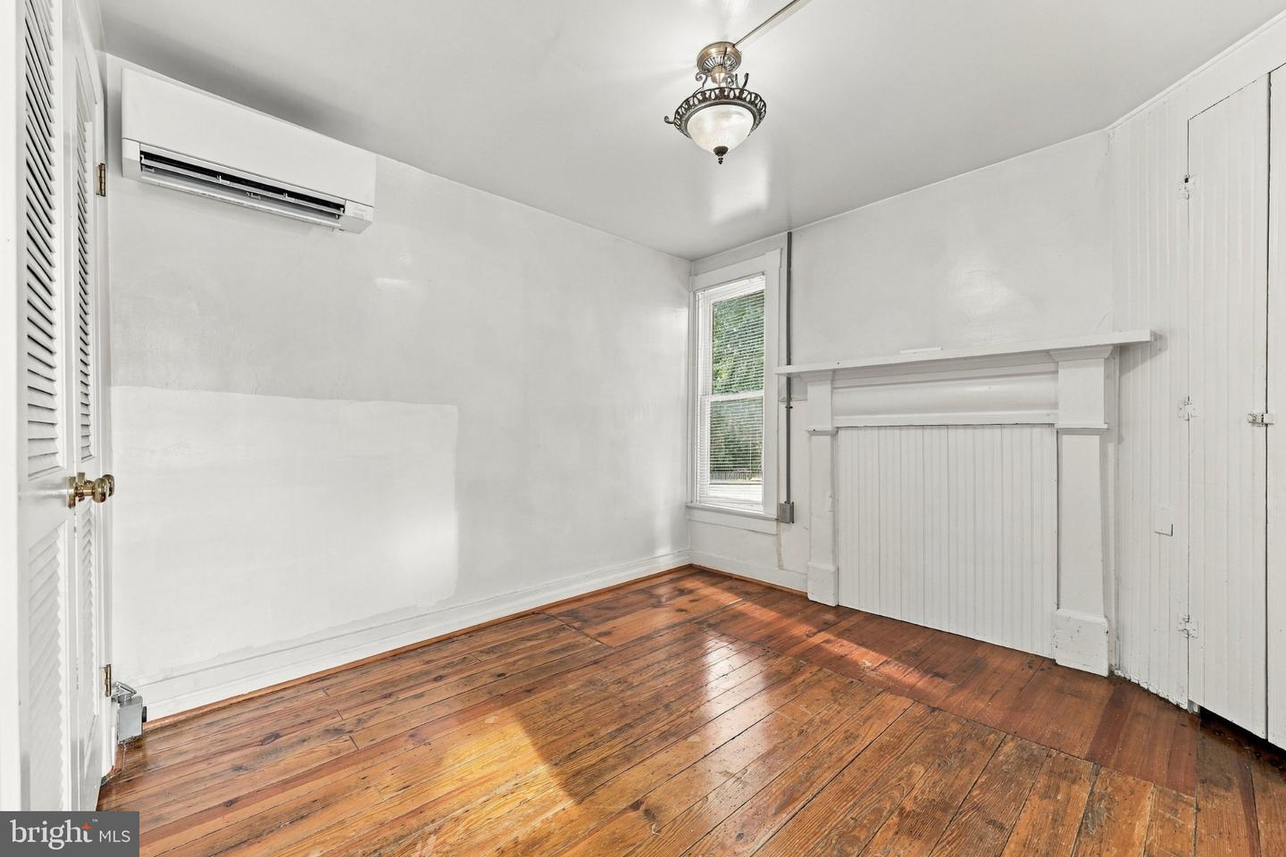 1245 W Washington St #a Property Photo 17