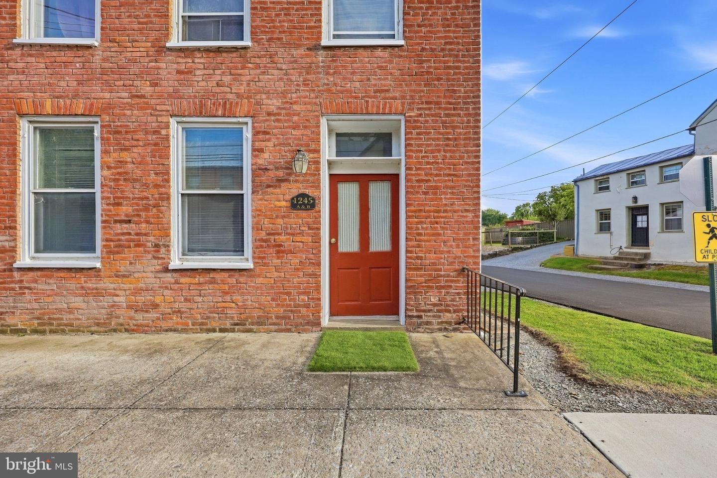 1245 W Washington St #a Property Photo 30