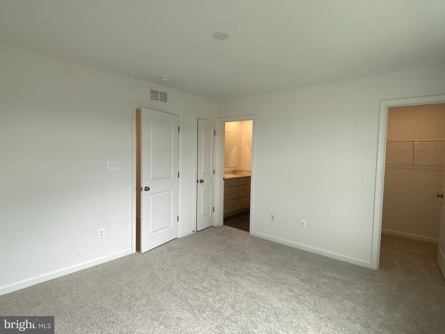 415 Aragon Dr Property Photo 18
