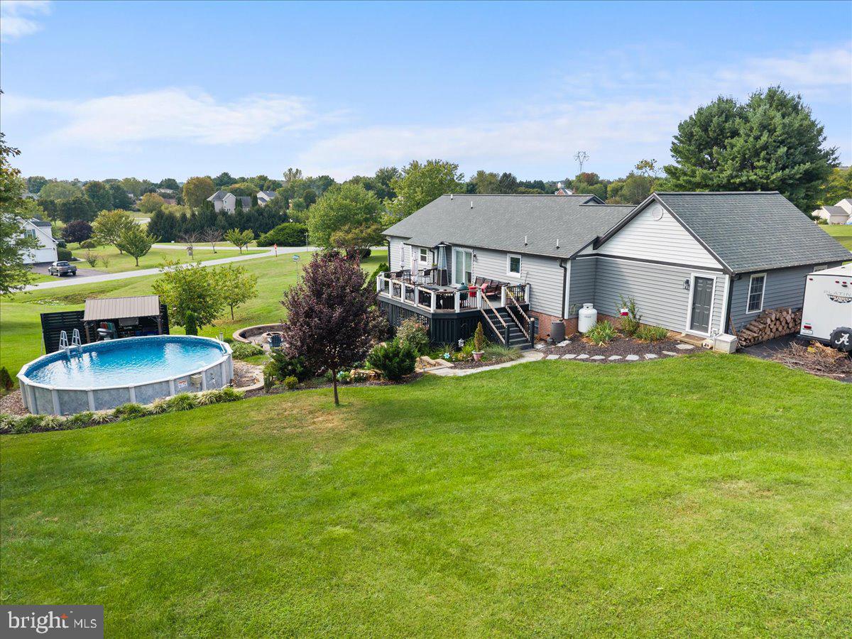 1011 Cloverdale Rd Property Photo 7