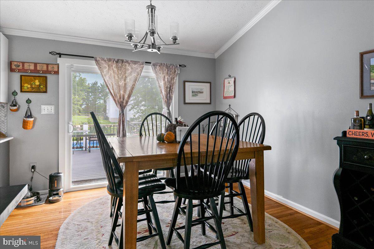 1011 Cloverdale Rd Property Photo 14