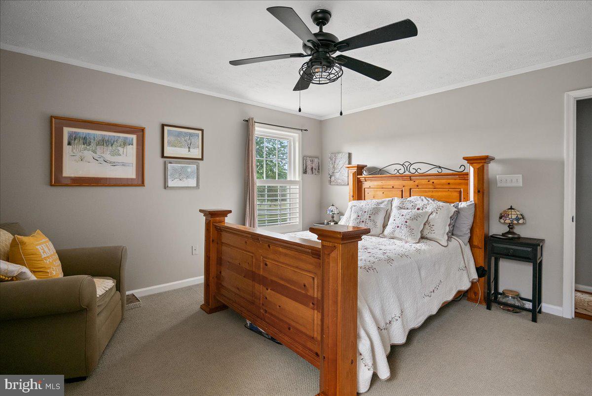 1011 Cloverdale Rd Property Photo 25