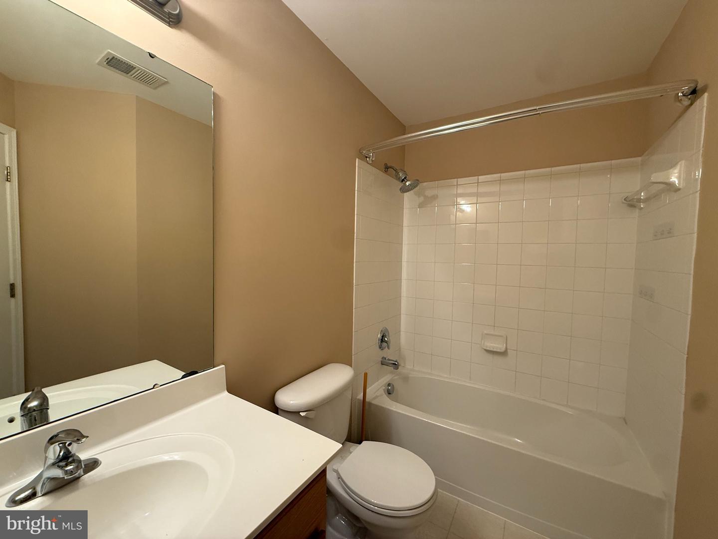 60 Deerbrook Dr Property Photo 11
