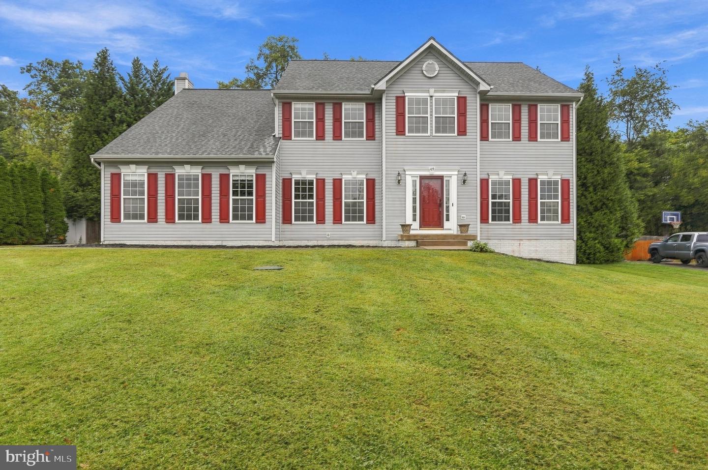 49 APPOMATTOX LN Property Photo 1