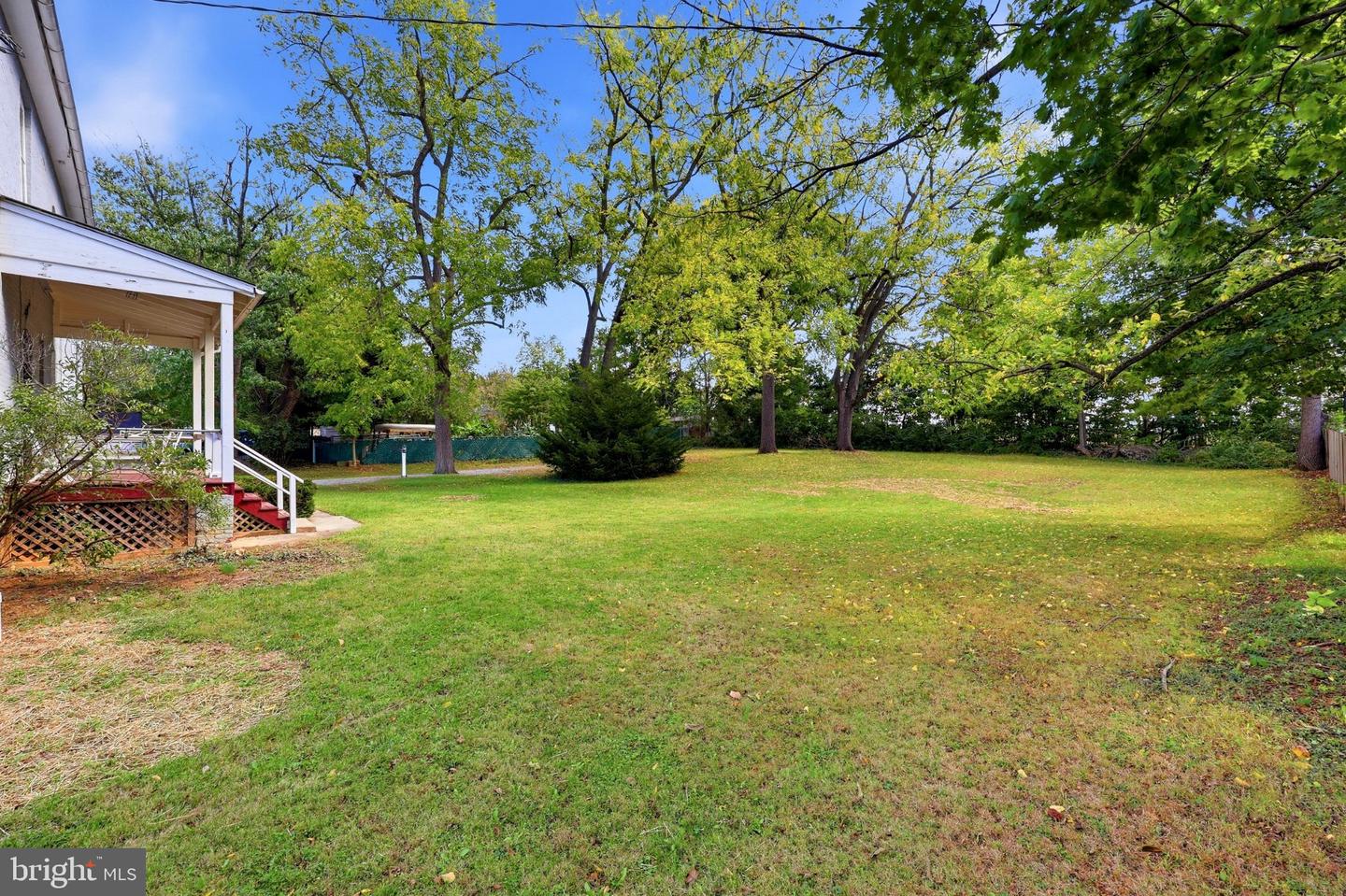 525 E Washington St Property Photo 72