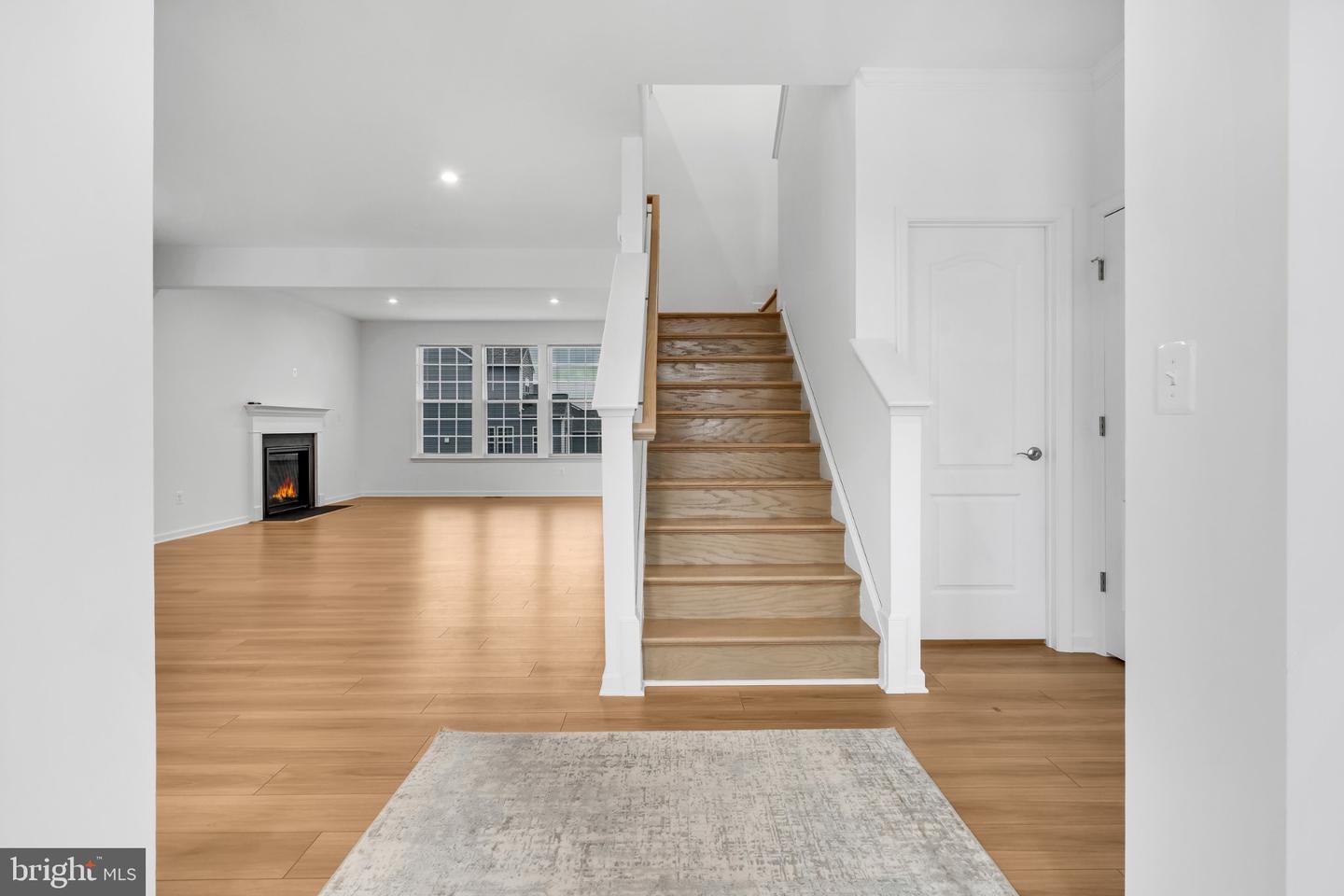 290 Newbury St Property Photo 9