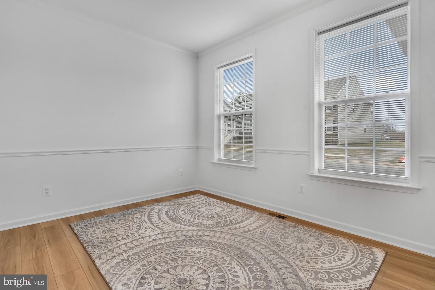 290 Newbury St Property Photo 11