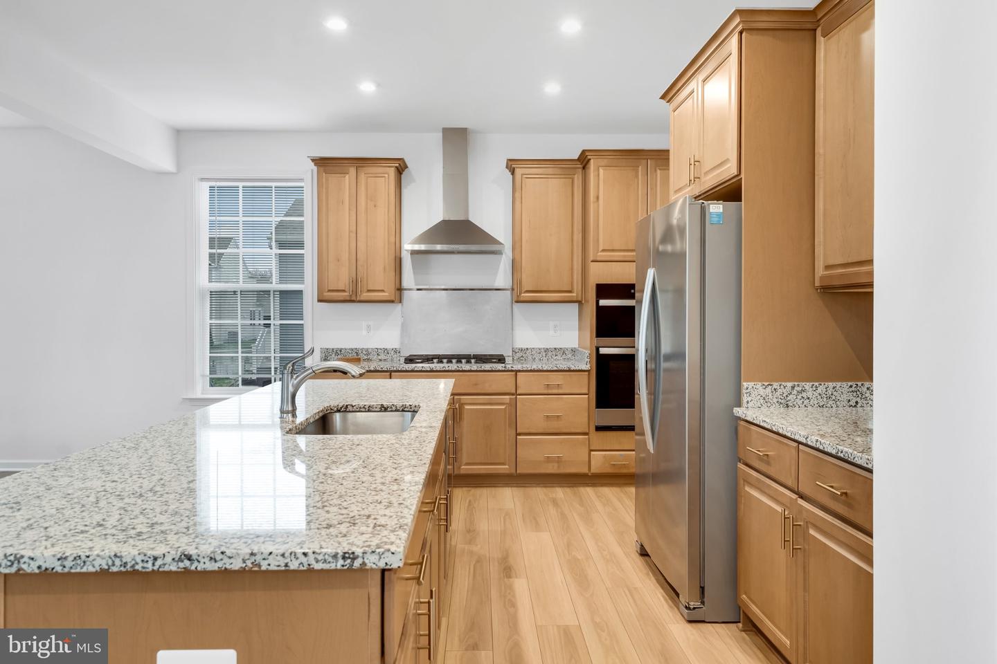 290 Newbury St Property Photo 17