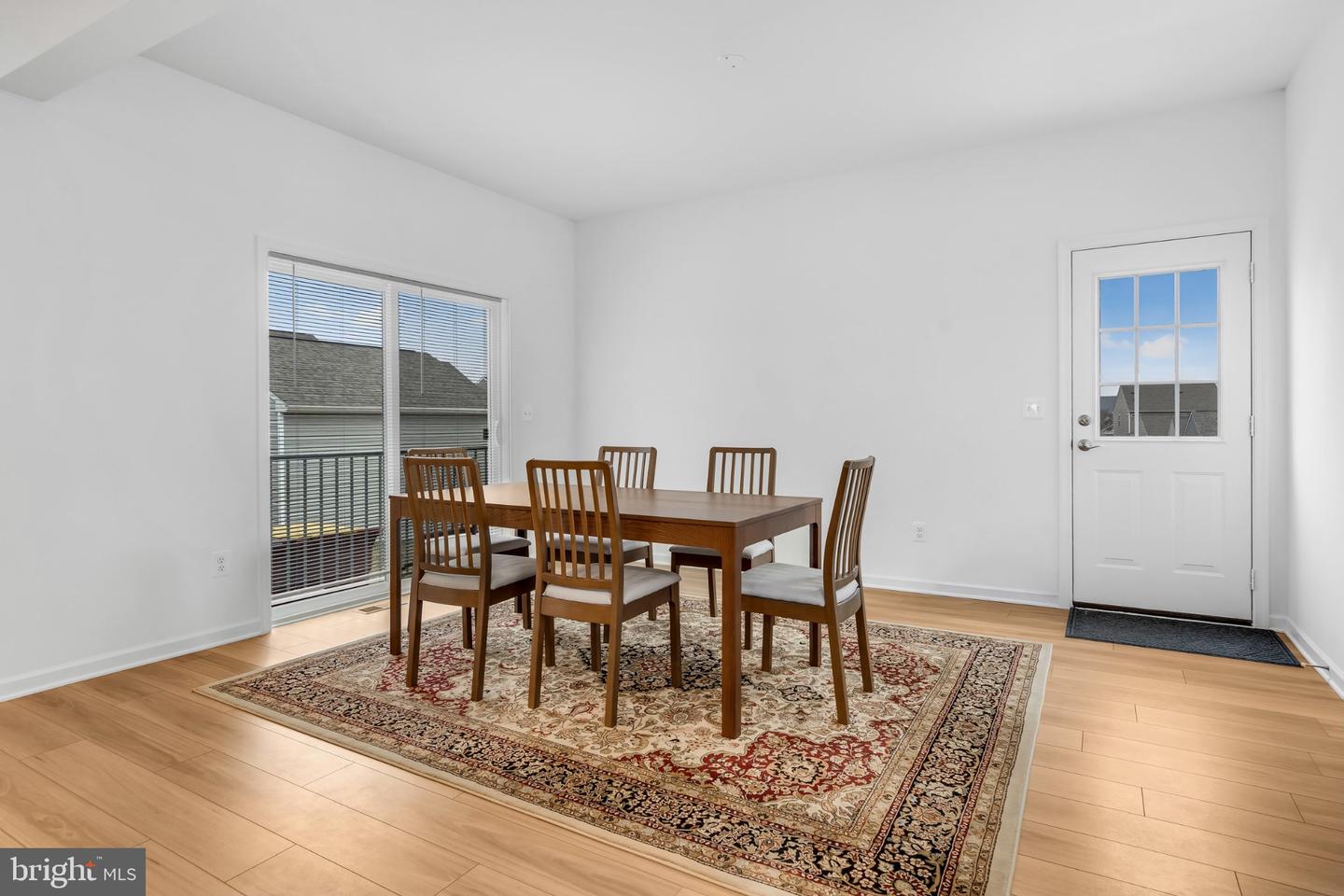 290 Newbury St Property Photo 20
