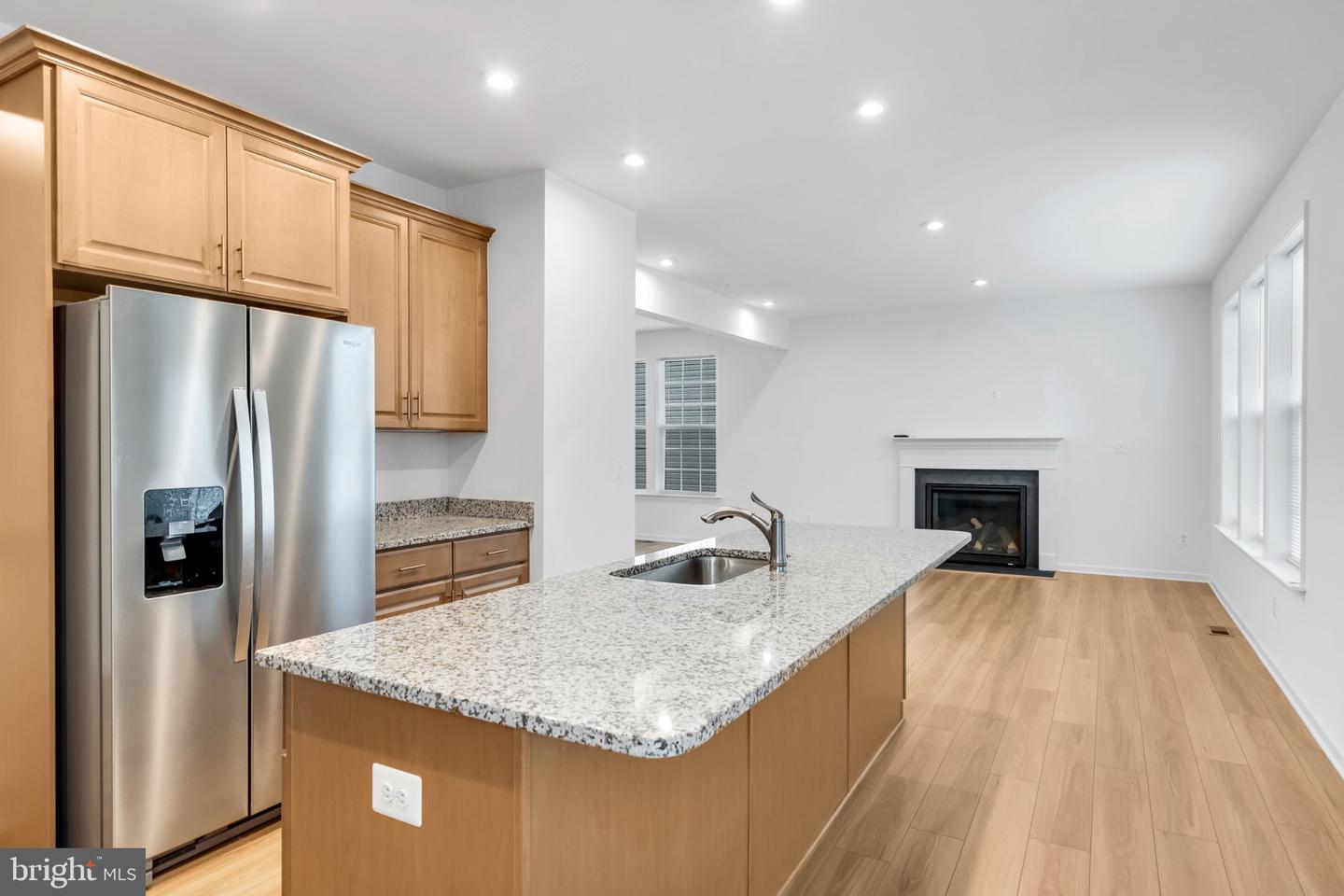 290 Newbury St Property Photo 23