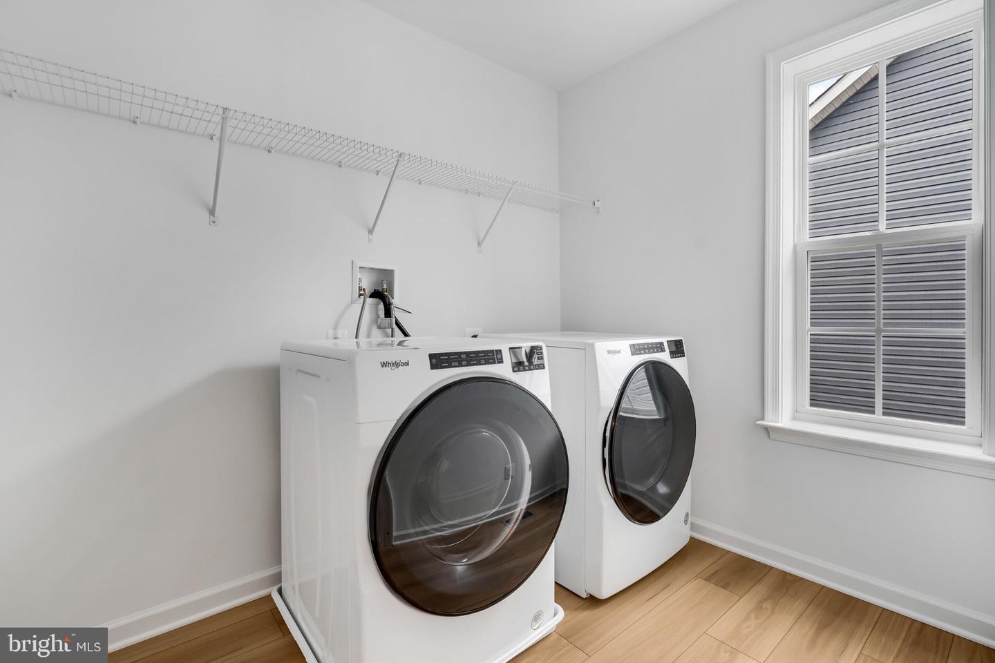 290 Newbury St Property Photo 33
