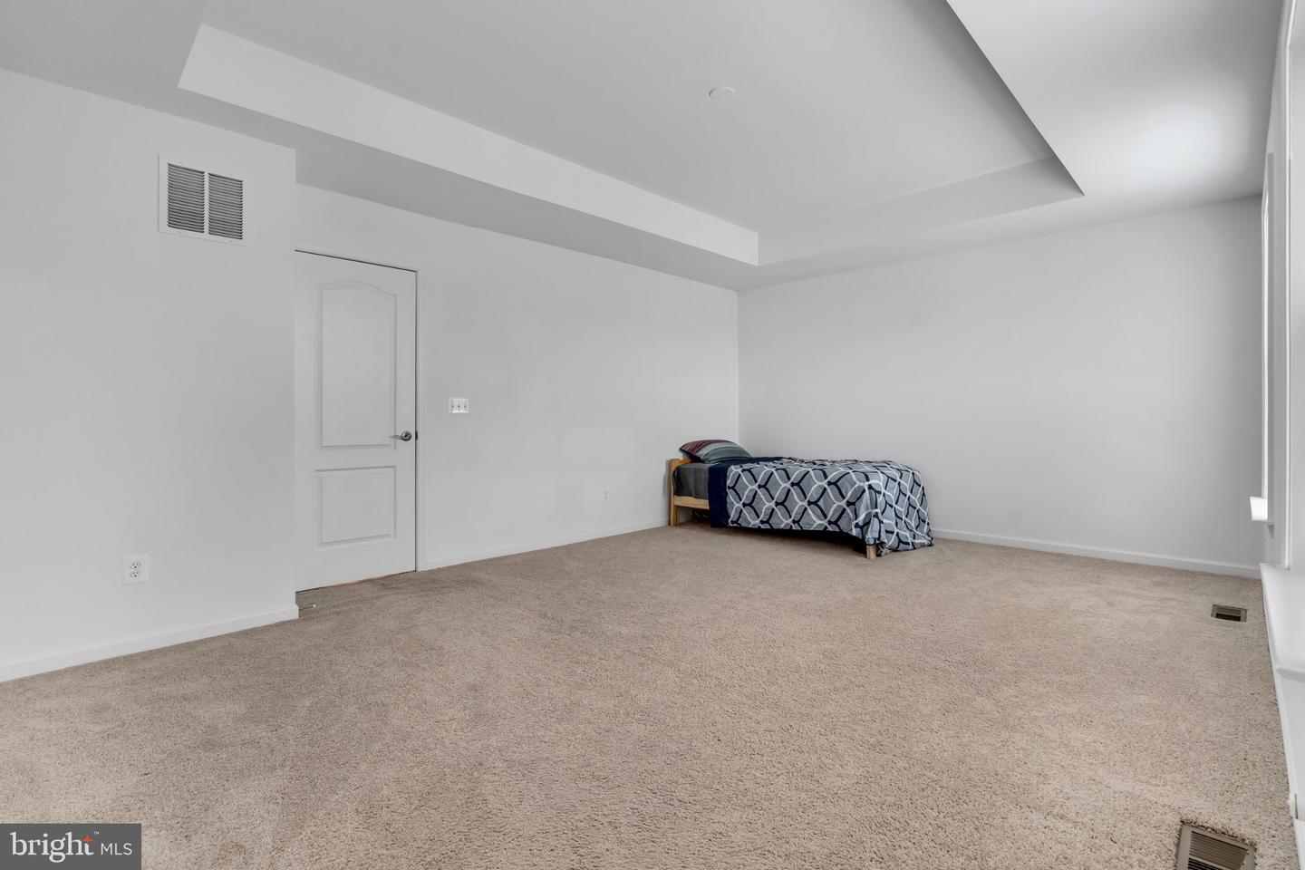 290 Newbury St Property Photo 40
