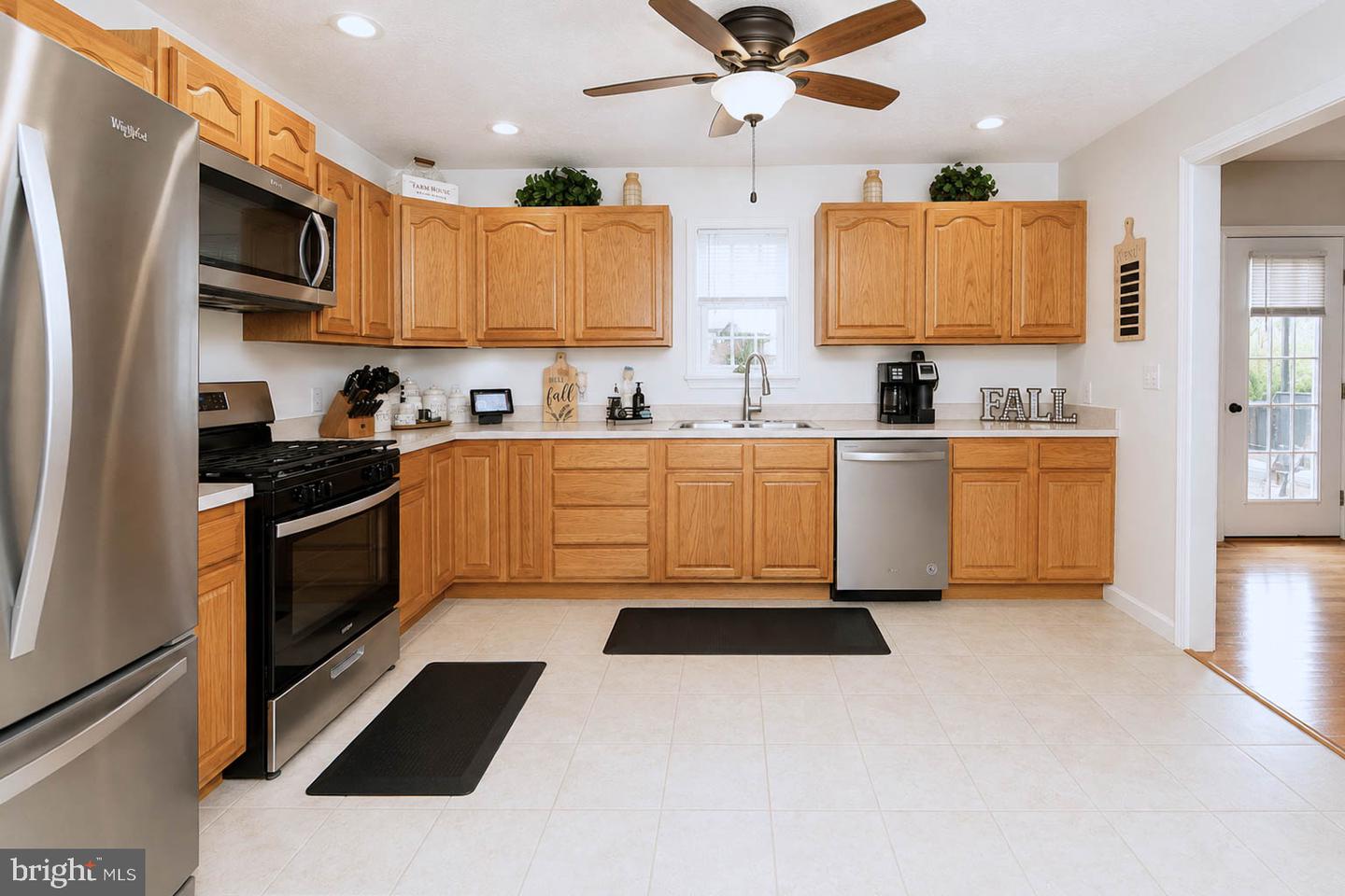 6 Rolling Oaks Ests Property Photo 2