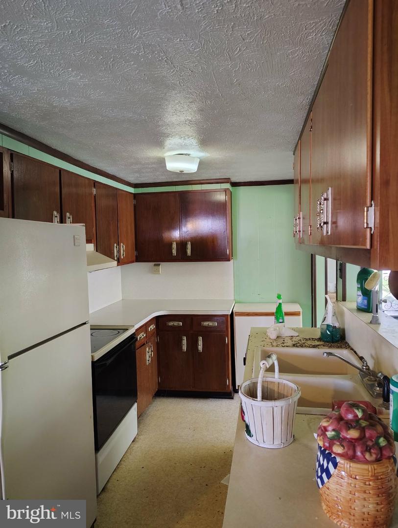 303 Willeva Rd Property Photo 9