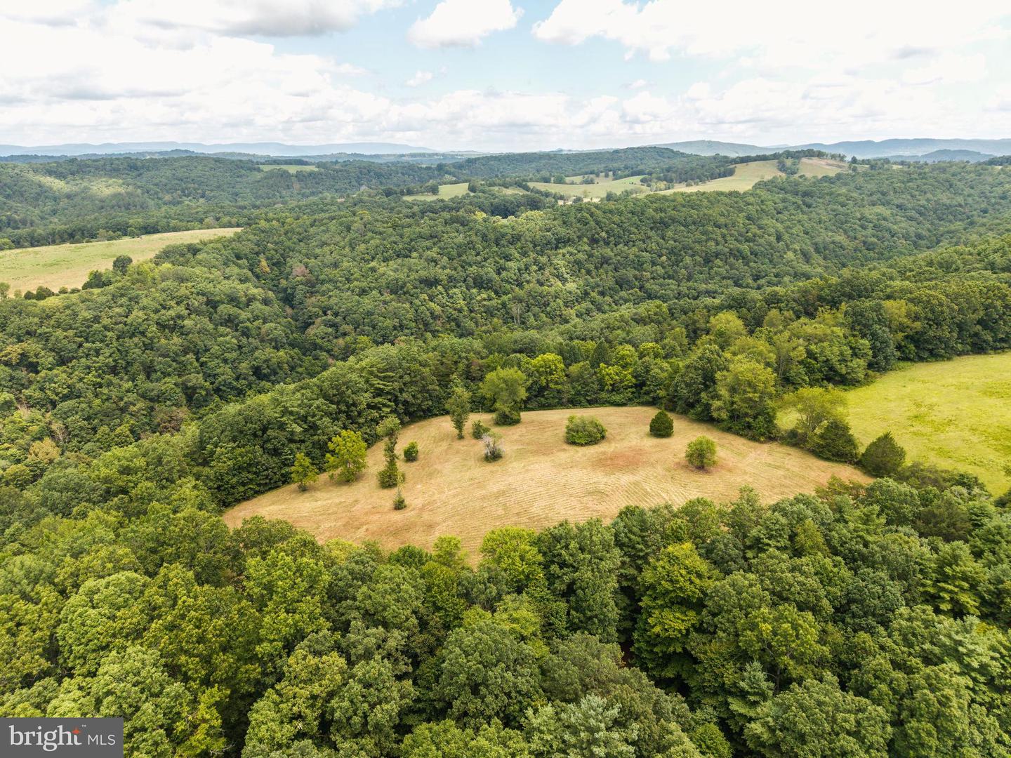 386 LONG RD