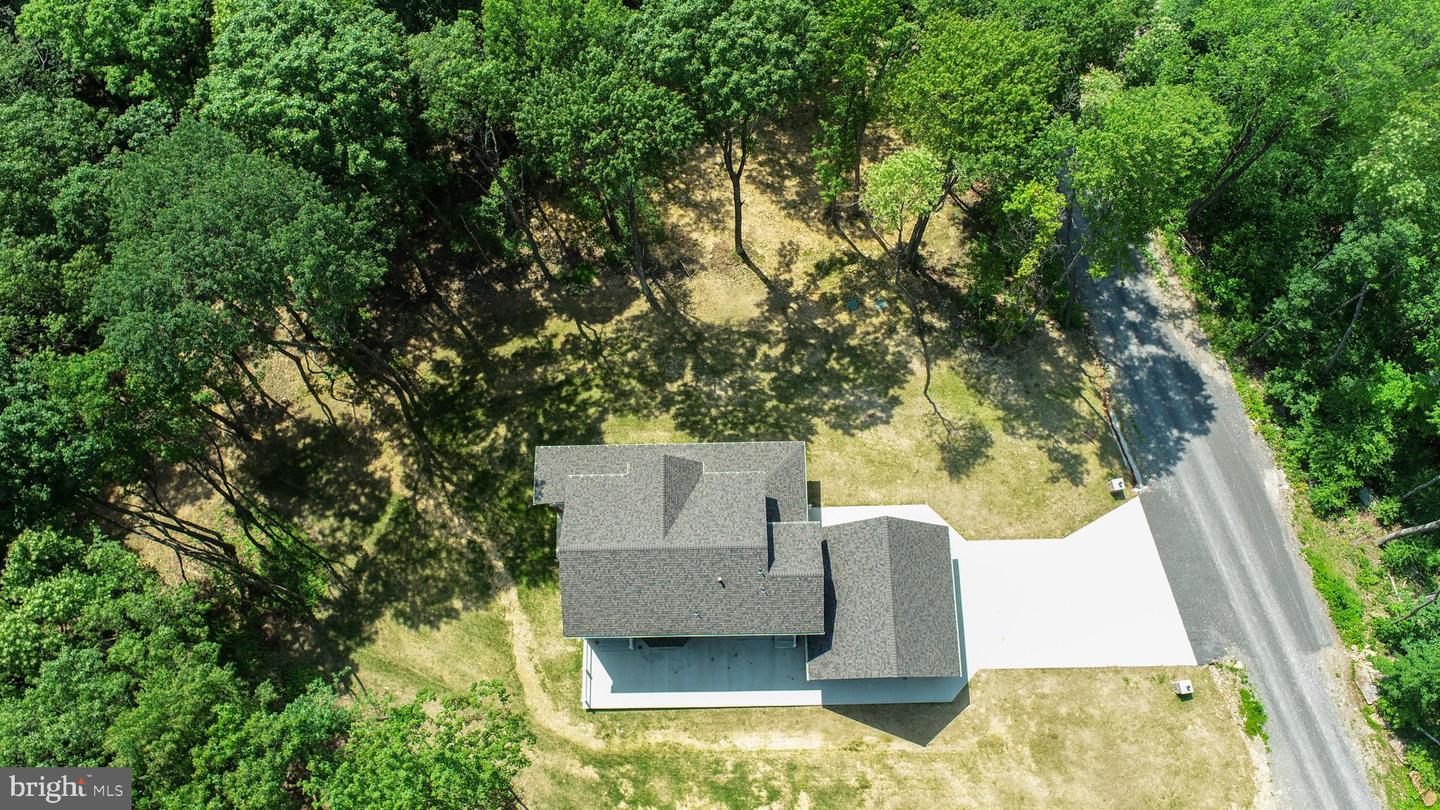 114 Dripping Spring Rd Property Photo 9