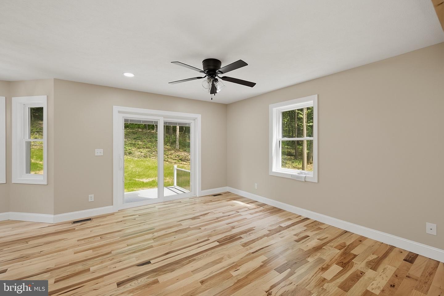 114 Dripping Spring Rd Property Photo 28