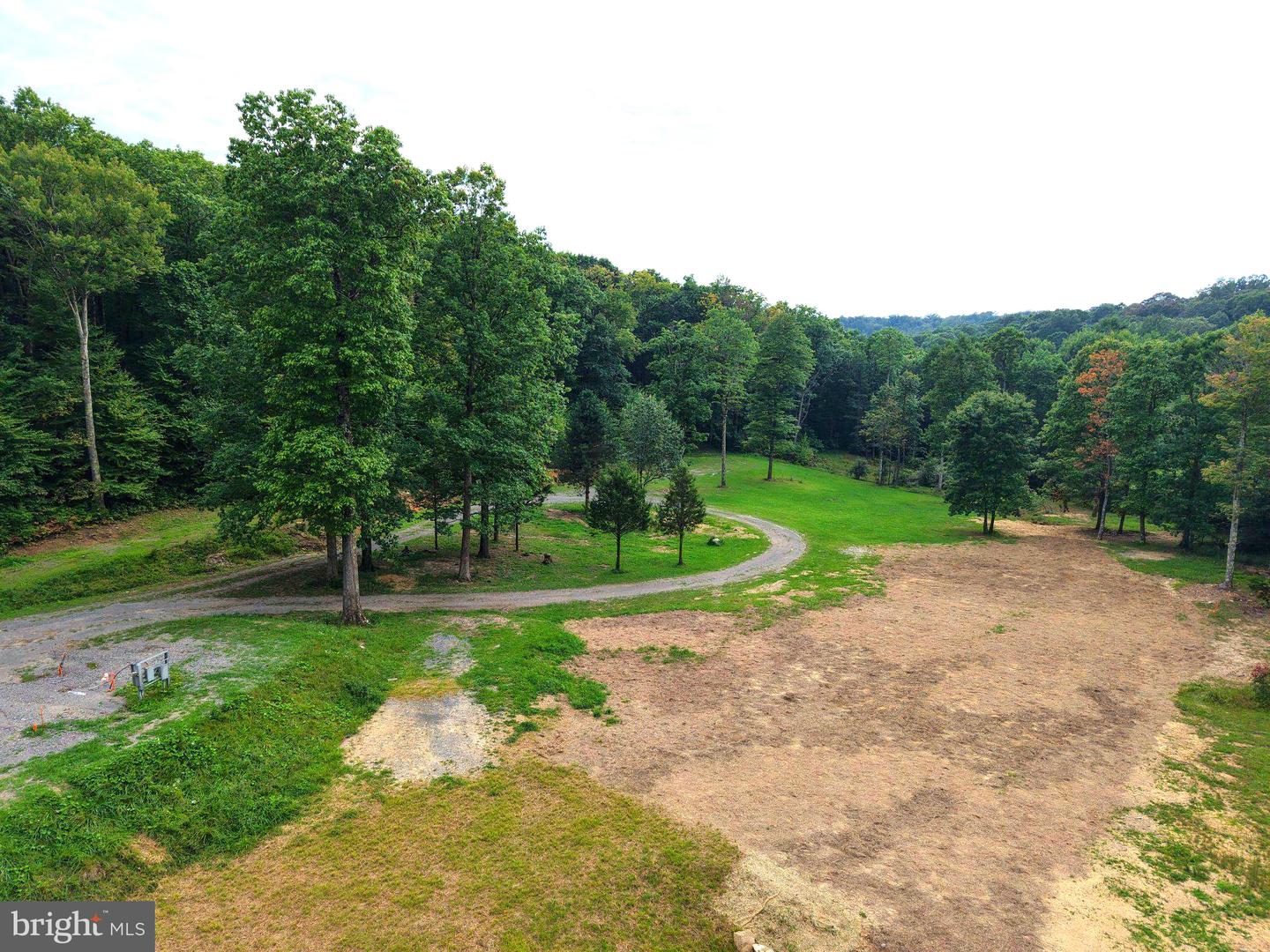 1702 Snake Hill Rd Property Photo 23
