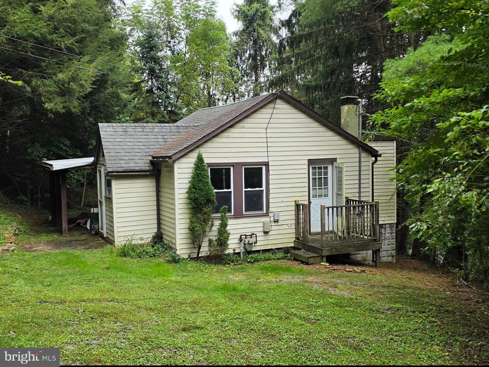 1139 Hampton Ave Property Photo 1