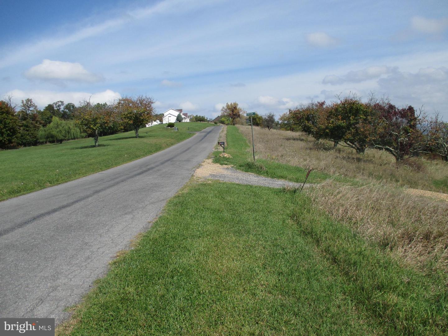 Waxler Rd Property Photo 4