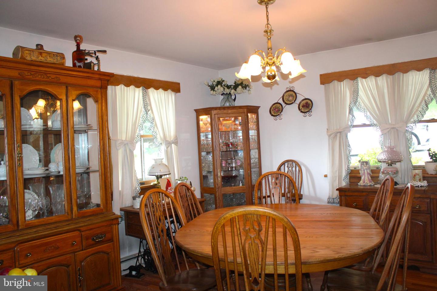 353 Overlook Ter Property Photo 61