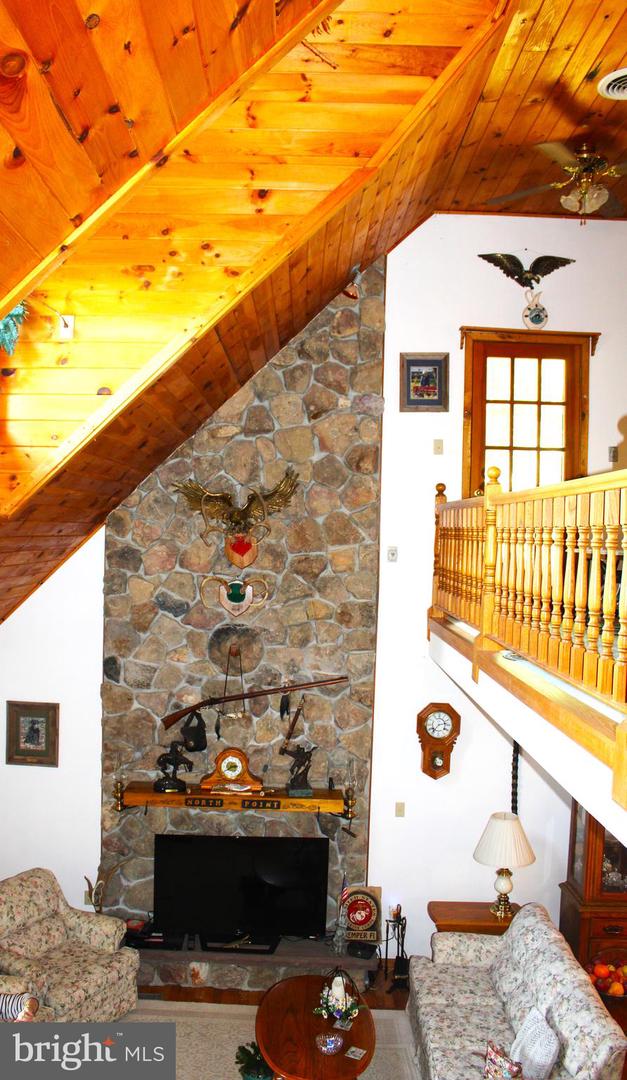 353 Overlook Ter Property Photo 76