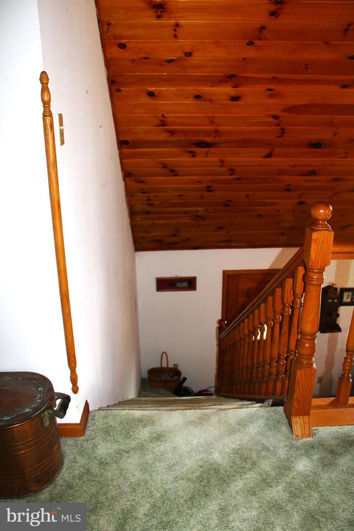 353 Overlook Ter Property Photo 93