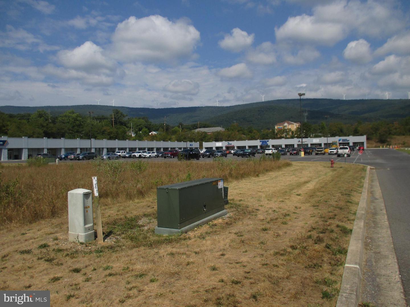 Plaza Dr Property Photo 4