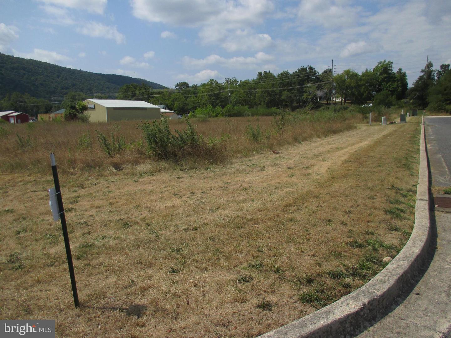 Plaza Dr Property Photo 6